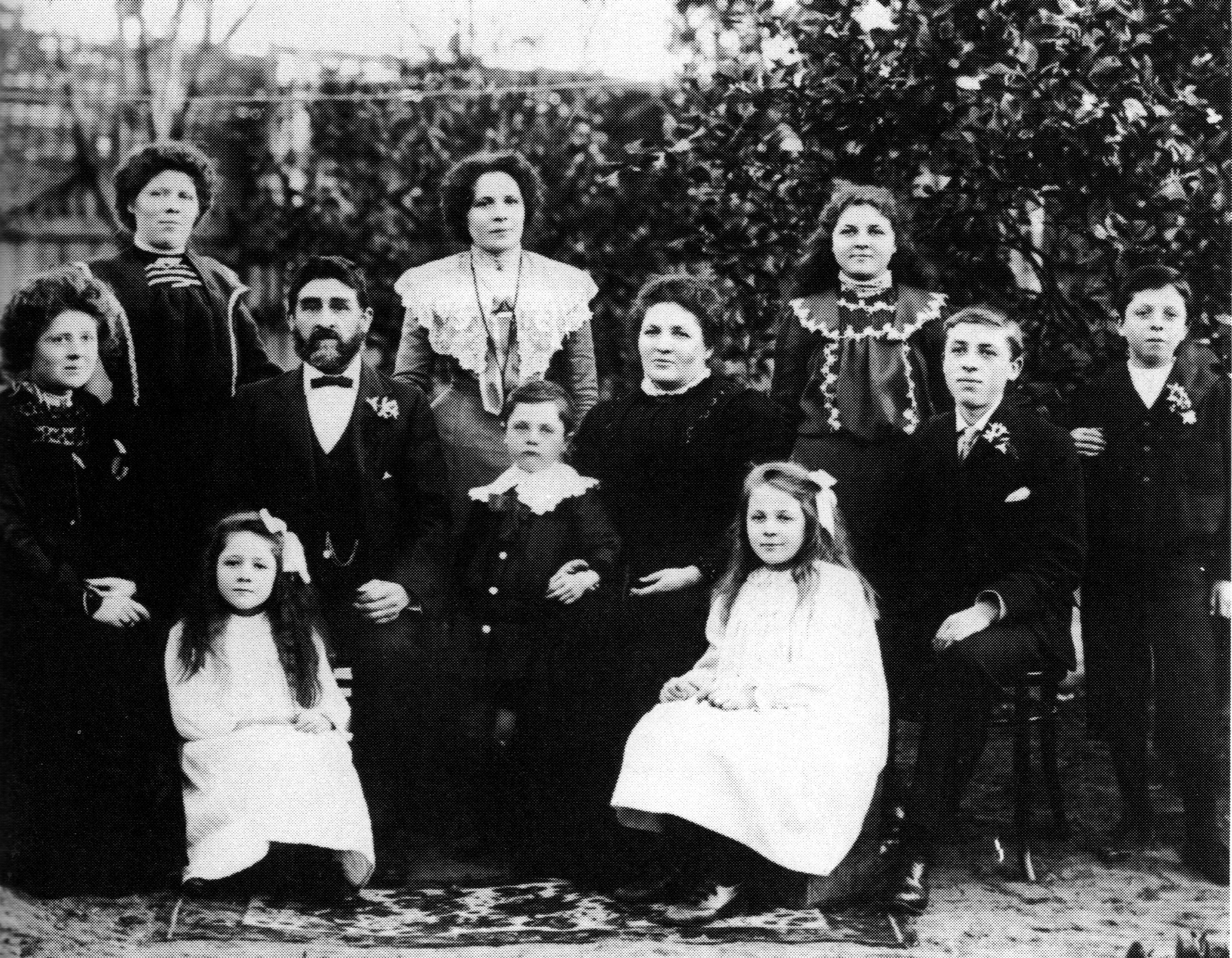 Johnson Family 1904